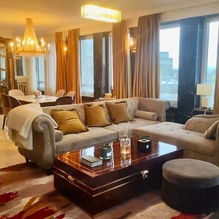 La Royale Centre 2 Apartament *